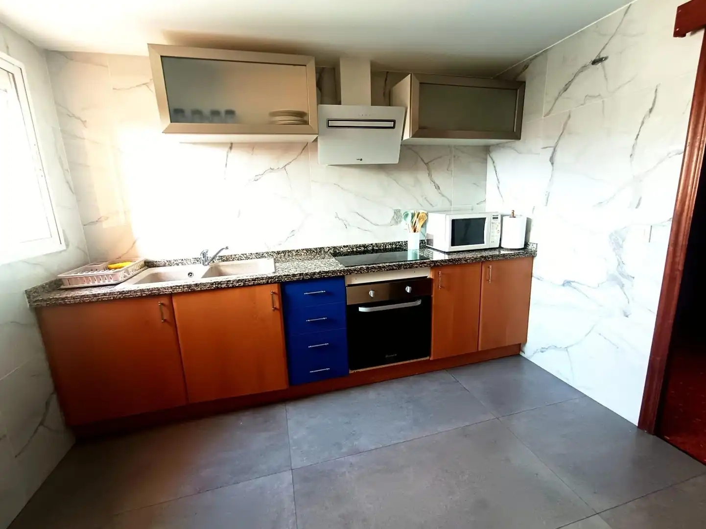 Küche von Wohnung zum Verkauf in Alicante / Alacant mit Gemeinschaftspool