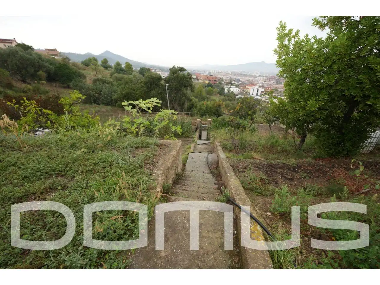 Terreny residencial en venda a Els Canons - Les Orioles - Can Paulet