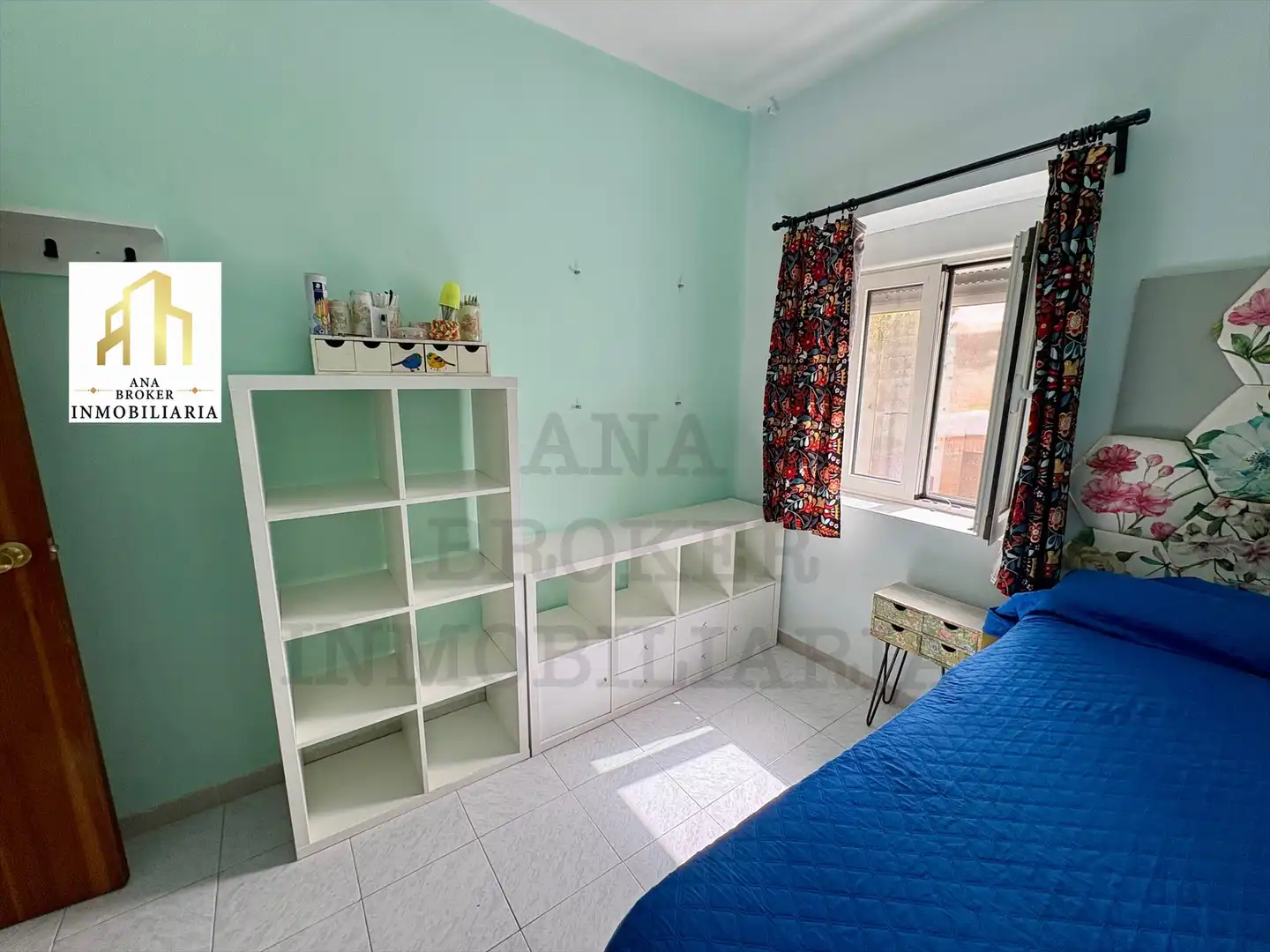Bedroom of Flat for sale in Ronda  with Furnished