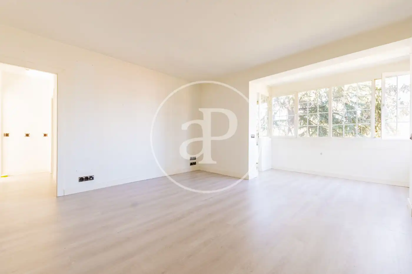 Living room of Flat for sale in  Madrid Capital  with Air Conditioner, Heating and Terrace