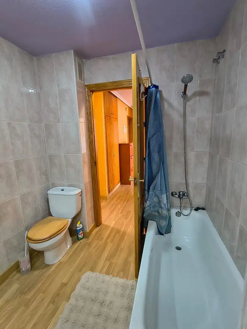 Baño de Apartamento en venta en Murcia con Aire acondicionado, Trastero y Balcón