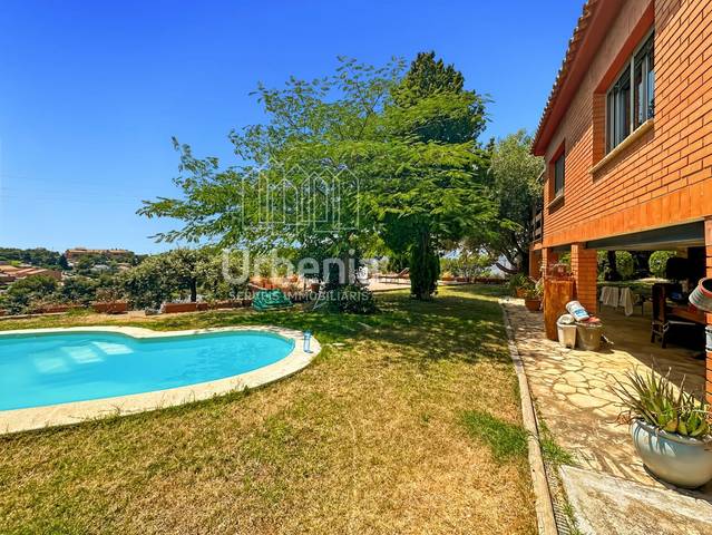 Casa-chalet en Venta en L'Ametlla del Vallès