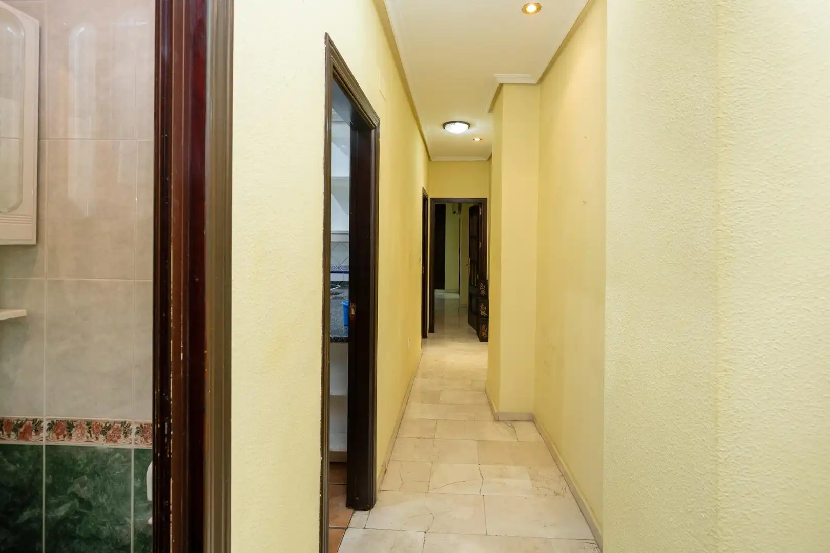 Flat for sale in Granada