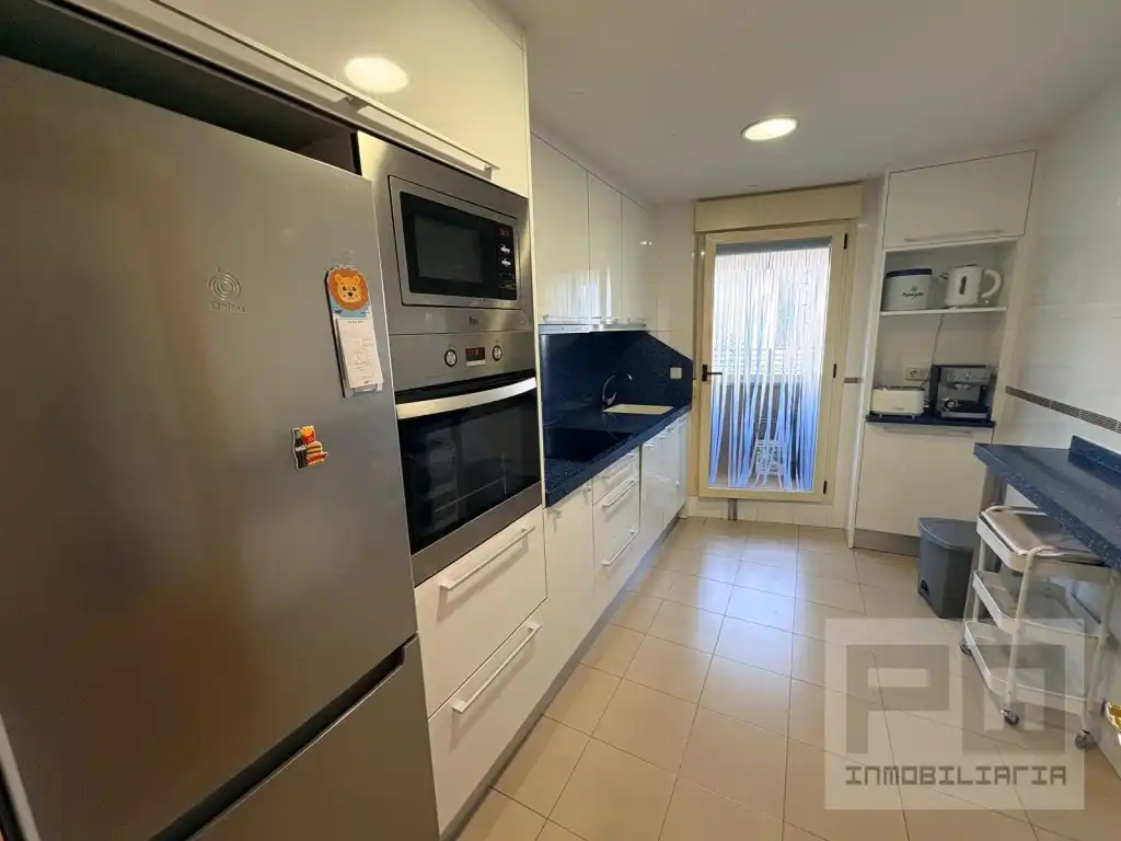 Cocina de Piso de alquiler en Las Navas del Marqués 