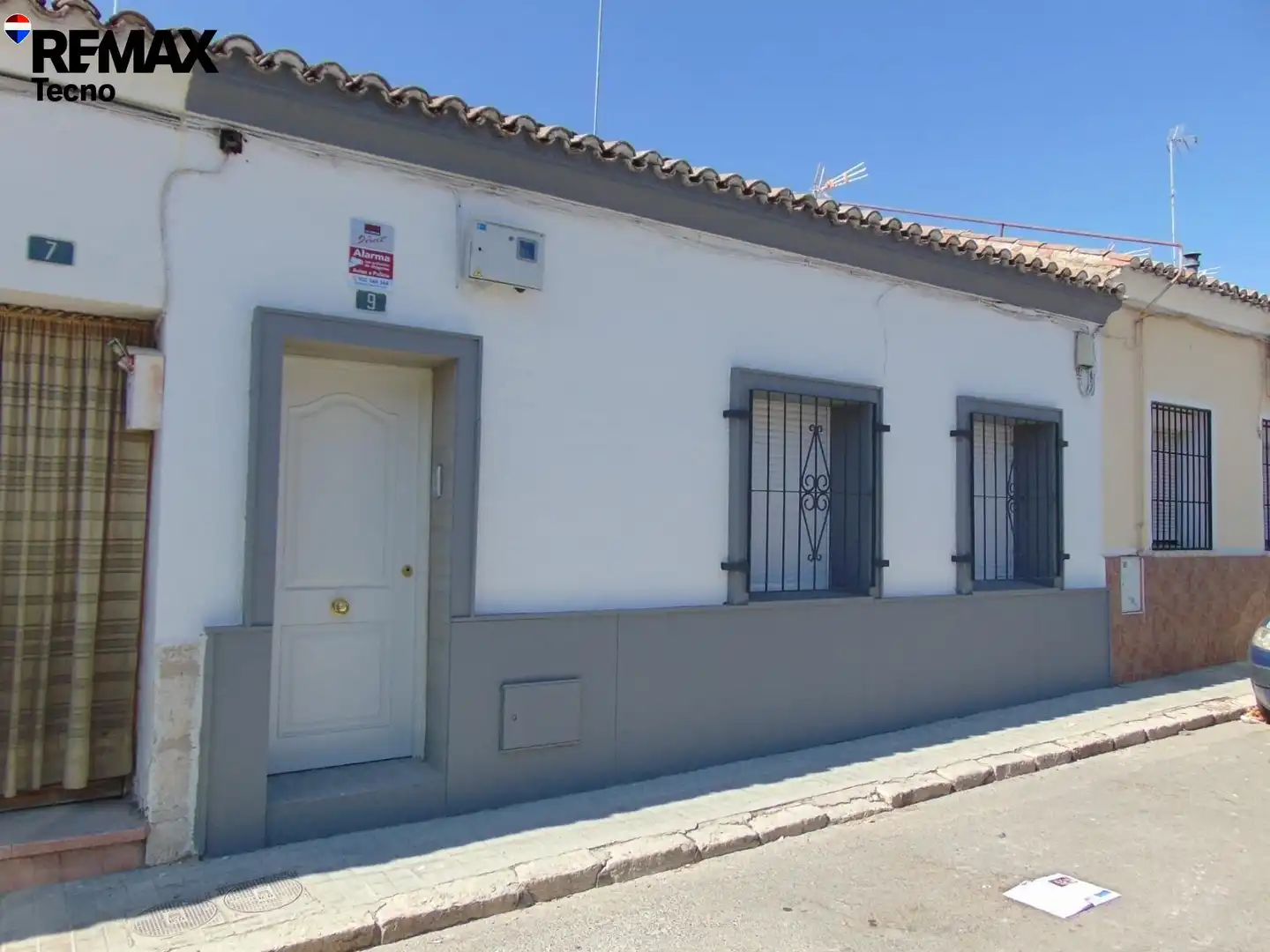 Exterior view of Houses for sale in Ciempozuelos  with Air Conditioner and Storage room