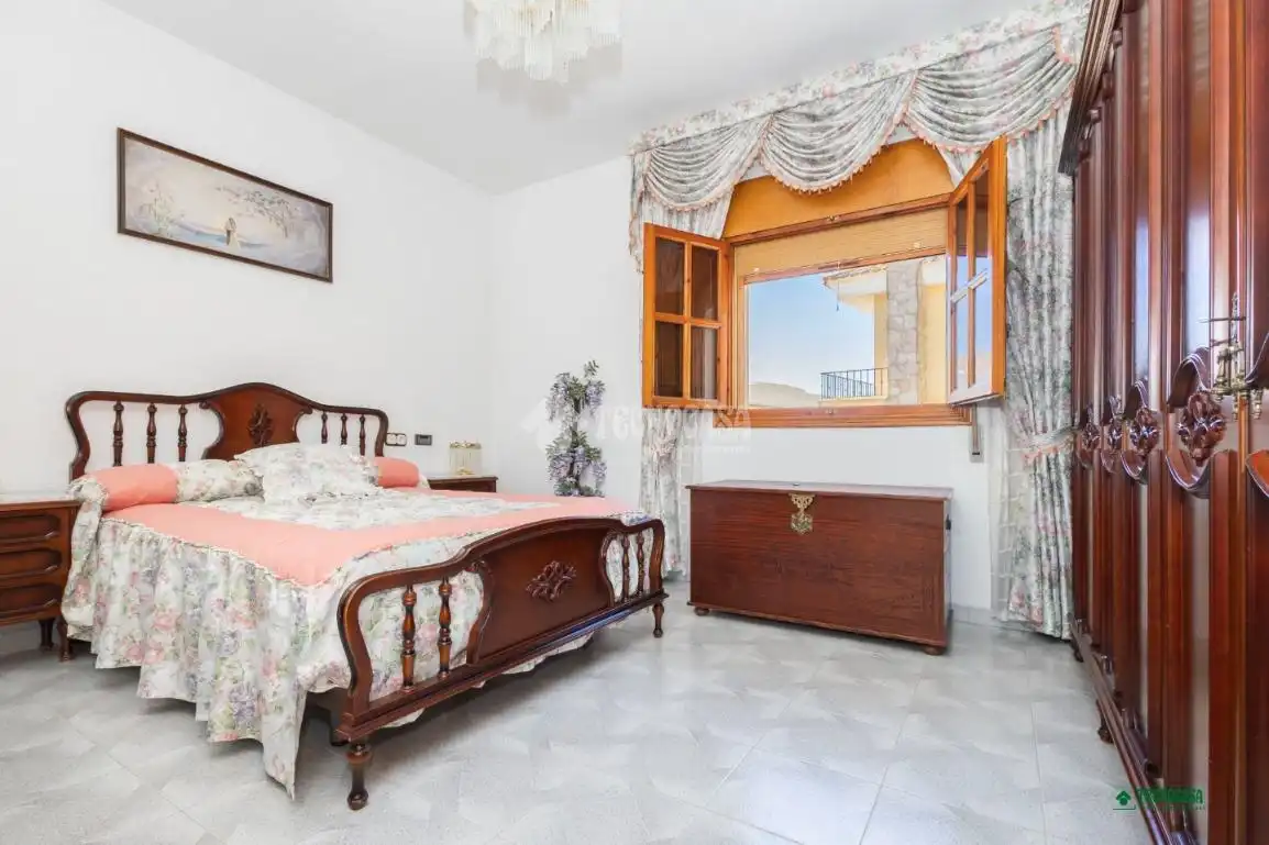Habitación de Casa adosada en venta en Olula del Río con Terraza y Balcón