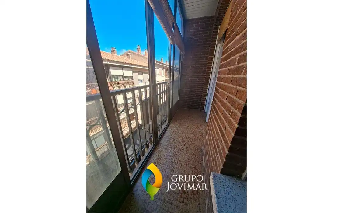 Terraza de Piso en venta en Guadix con Calefacción, Terraza y Amueblado