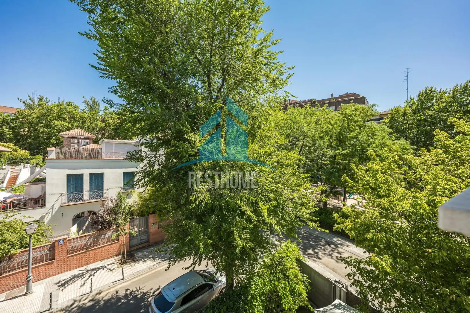 Vista exterior de Casa o chalet en venta en Madrid con Calefacción, Jardín privado y Parquet