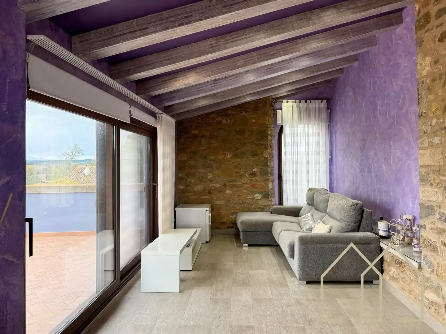 Sala de estar de Casa o chalet en venta en Sant Joan de Mollet con Aire acondicionado, Calefacción y Jardín privado