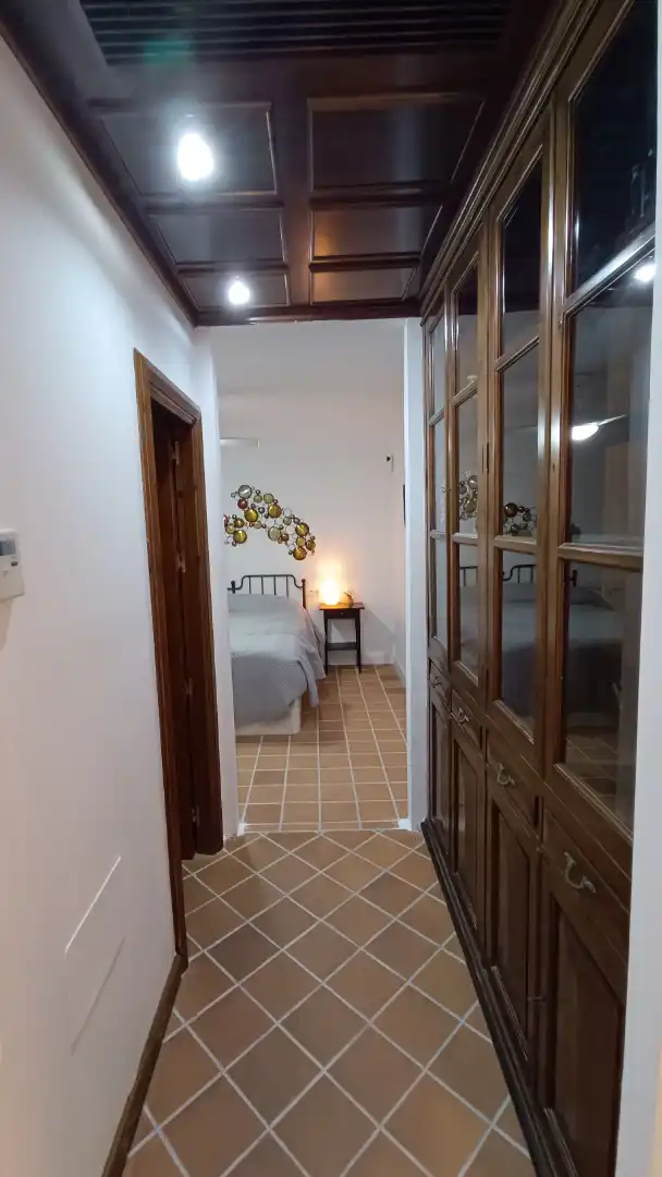 Habitación de Piso de alquiler en Granada con Aire acondicionado y Amueblado