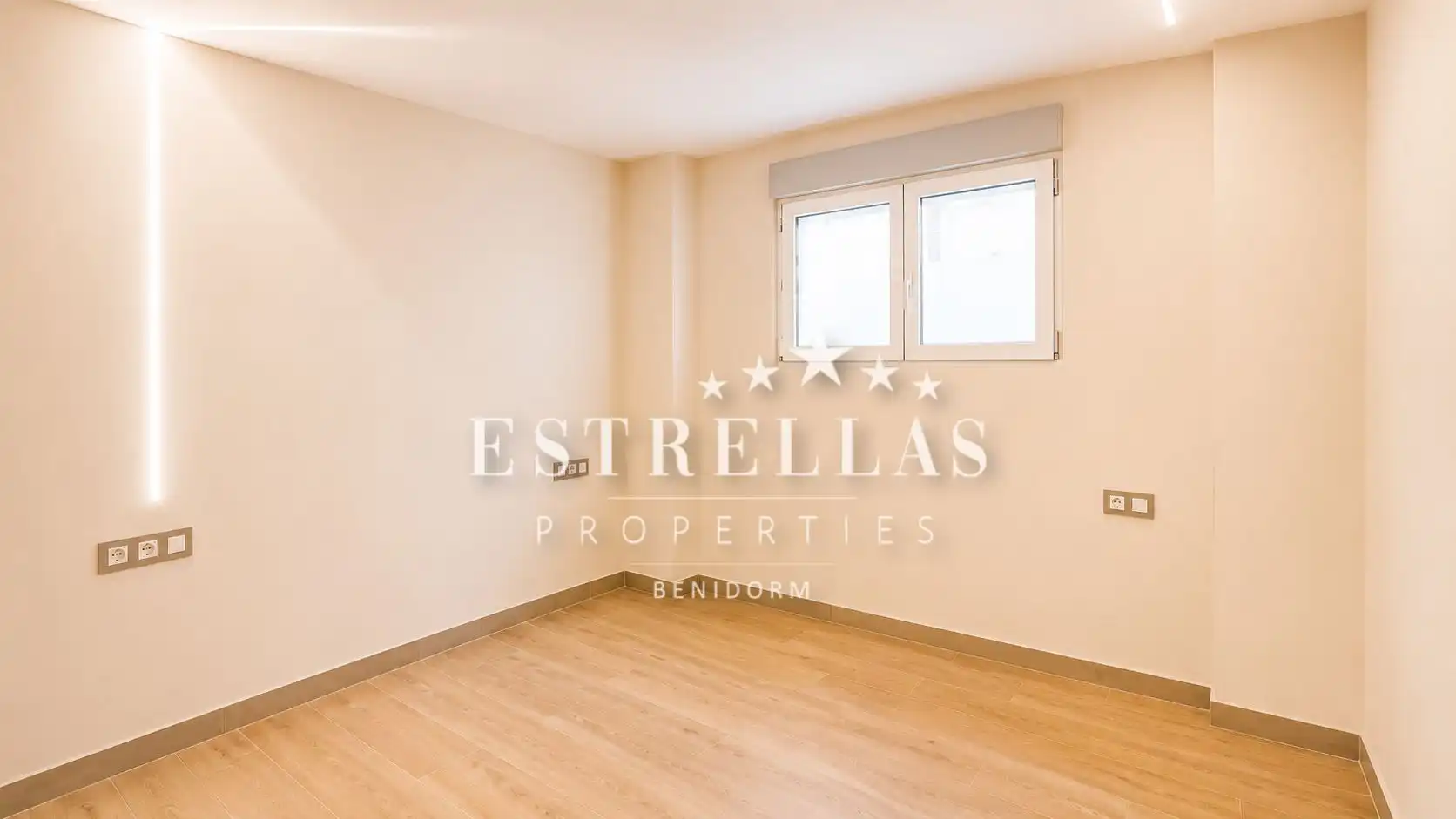 Bedroom of Apartments for sale in Benidorm  with Air Conditioner, Heating and Swimming Pool