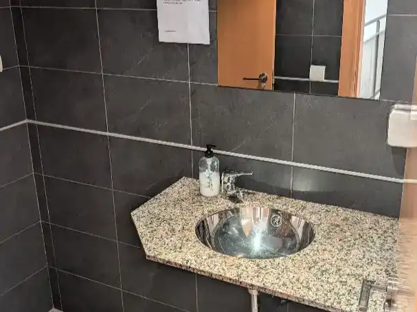 Bany de Oficina de lloguer en Churriana