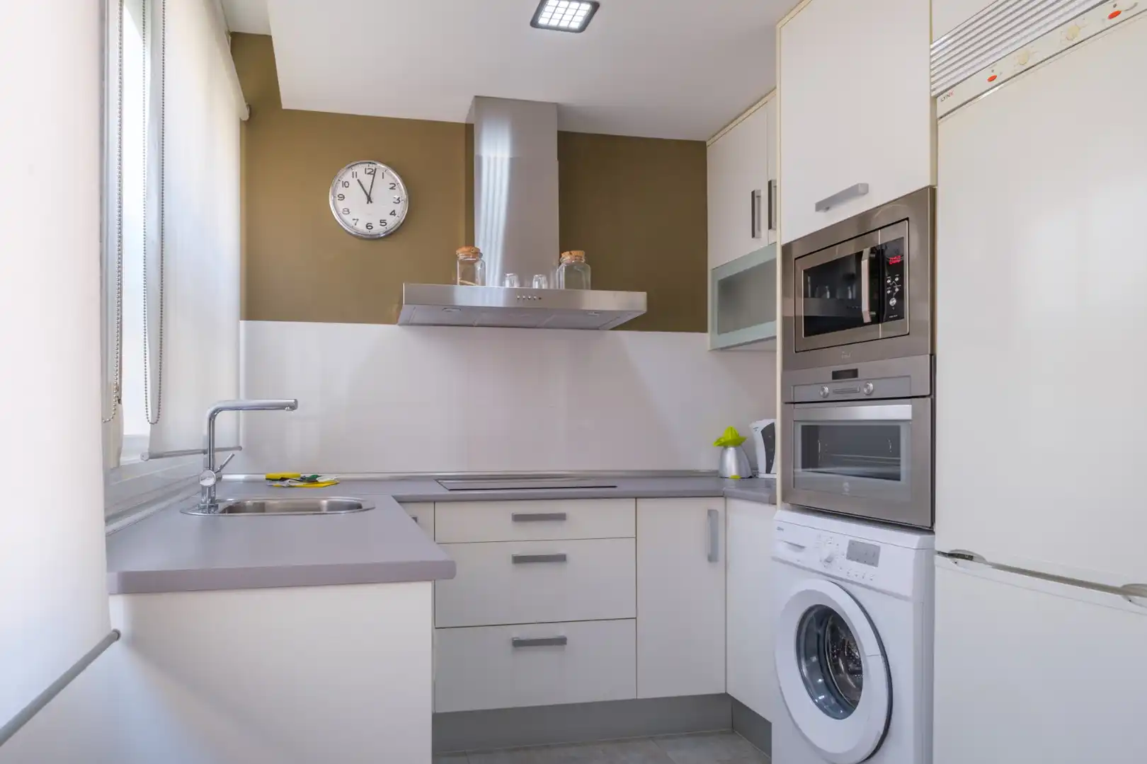 Kitchen of Flat for rent in Zaragoza  with Furnished and Internet