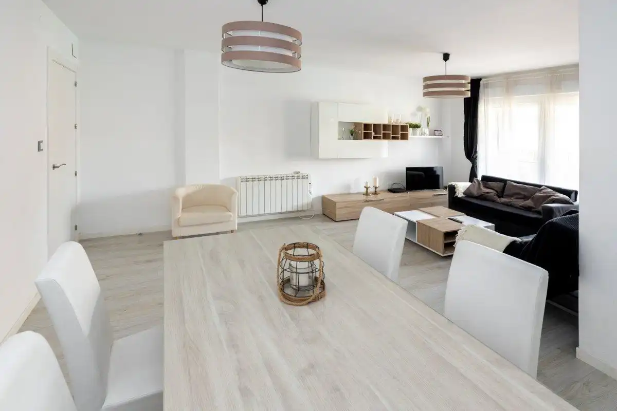 Flat for rent in Ronda de Segovia, Imperial