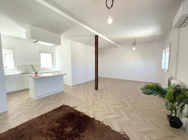 Piso en Venta en Calle de Ibiza en Ibiza de Madrid