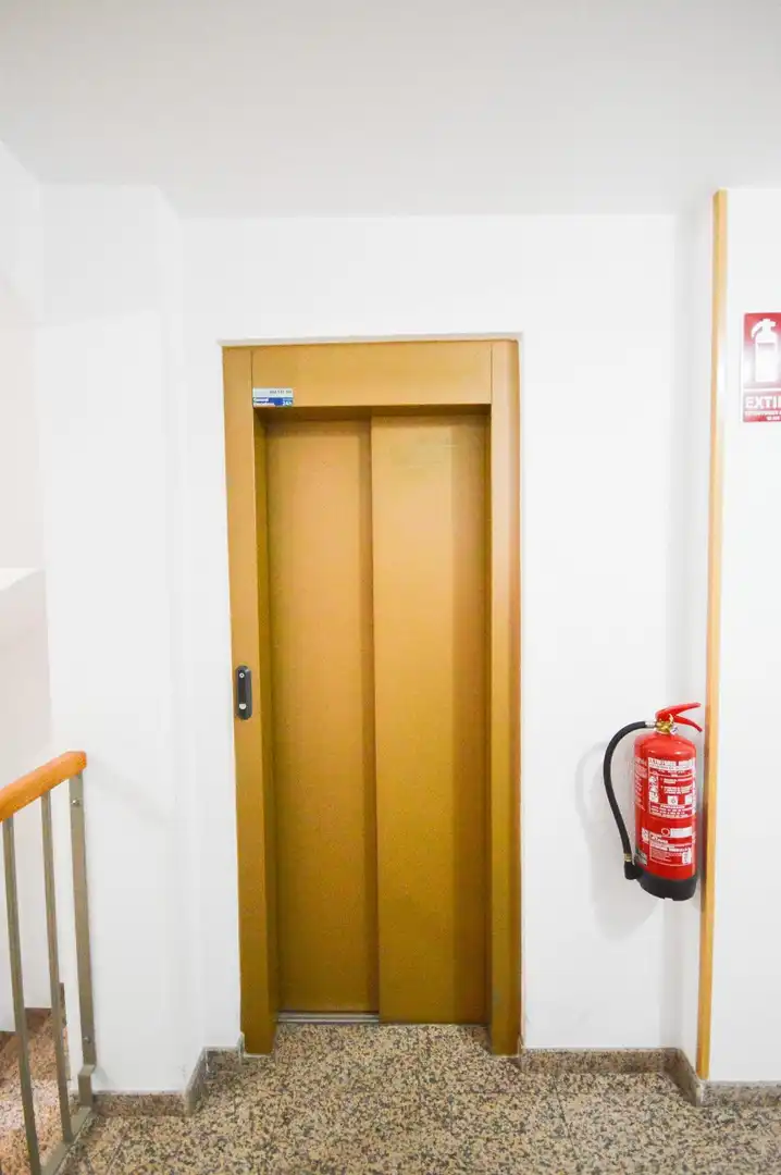 Wohnung zum Verkauf in Viator mit Klimaanlage und Heizung