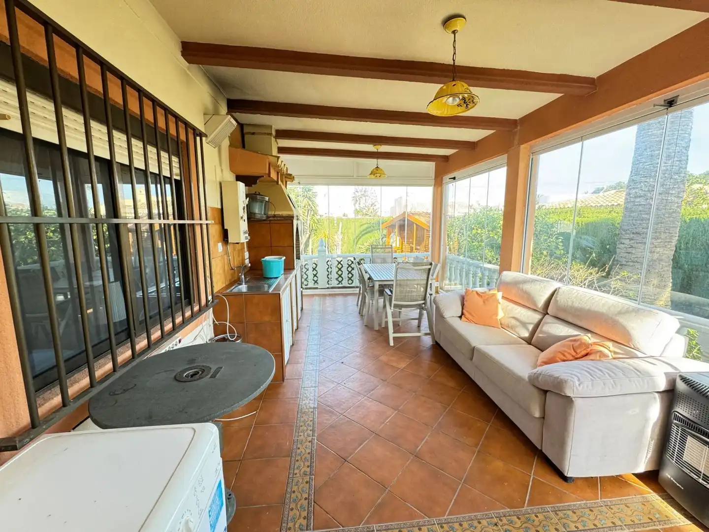 Terrassa de Casa o xalet en venda en Orihuela amb Aire condicionat i Jardí privat