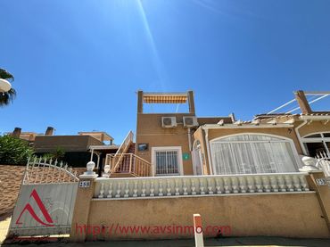 Dachgeschosswohnung mit Pool zum Verkauf in Urbanización Lago Sol 39