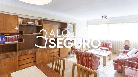 Foto 3 de Piso de alquiler en De Betanzos, Pilar, Madrid Capital