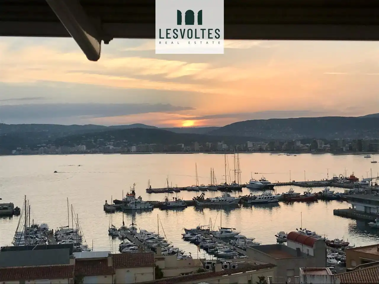 Apartamento en venta en Palamós con Calefacción, Parquet y Balcón