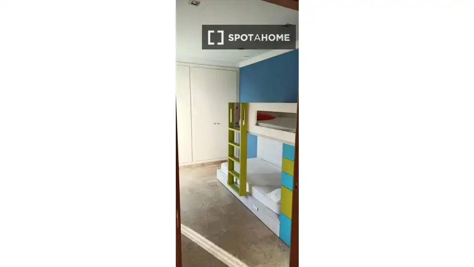 Bedroom of Apartments for share in Valencia  with Air Conditioner, Heating and Terrace