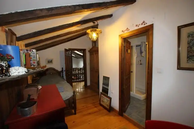 Casa o chalet en venta en Los Tojos  con Calefacción y Jardín privado