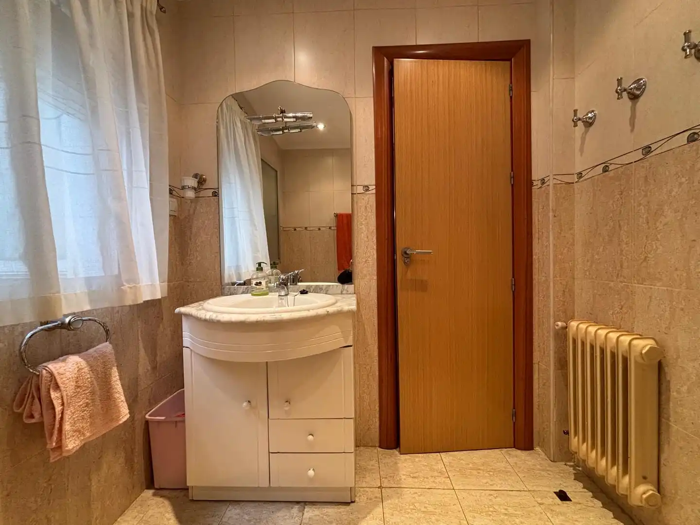 Baño de Piso en venta en Puertollano con Calefacción y Balcón