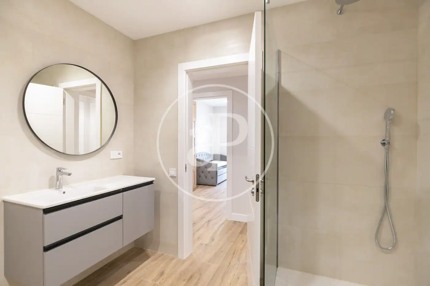 Badezimmer von Wohnung zum Verkauf in Barcelona mit Klimaanlage, Heizung und Möbliert