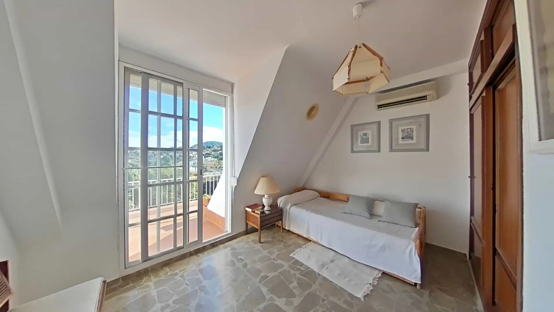 Dormitori de Casa o xalet en venda en Alhaurín de la Torre amb Aire condicionat, Calefacció i Jardí privat