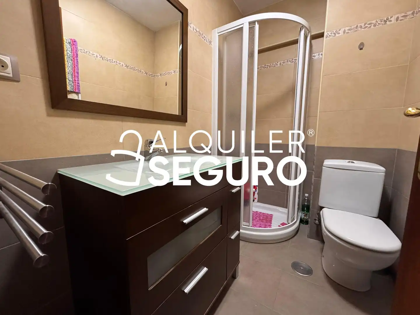 Badezimmer von Wohnung zur Miete in Madrid mit Klimaanlage, Heizung und Möbliert