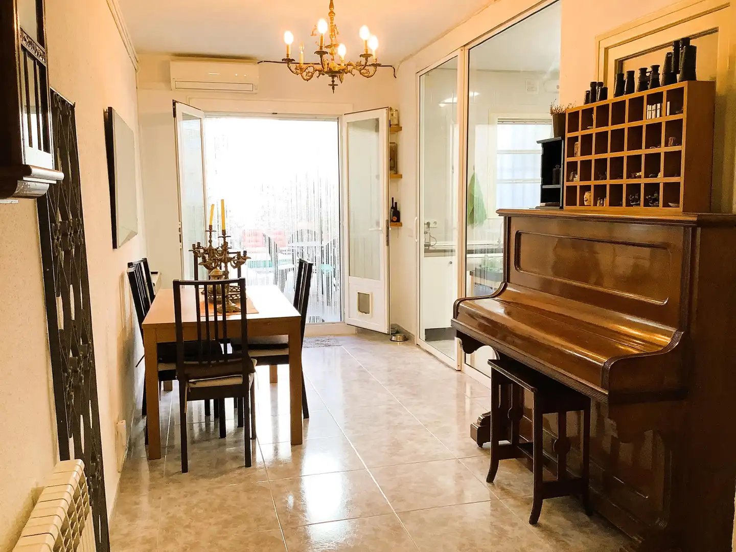 Dining room of Ground floor for sale in El Masnou  with Air Conditioner, Heating and Storage room