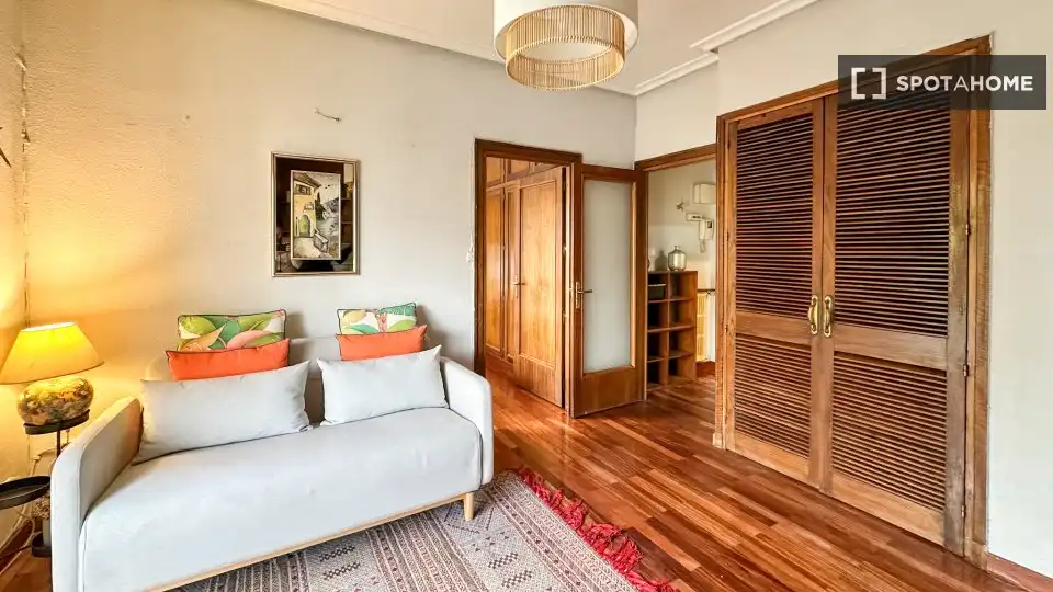 Sala de estar de Estudio para compartir en Madrid con Aire acondicionado, Calefacción y Terraza