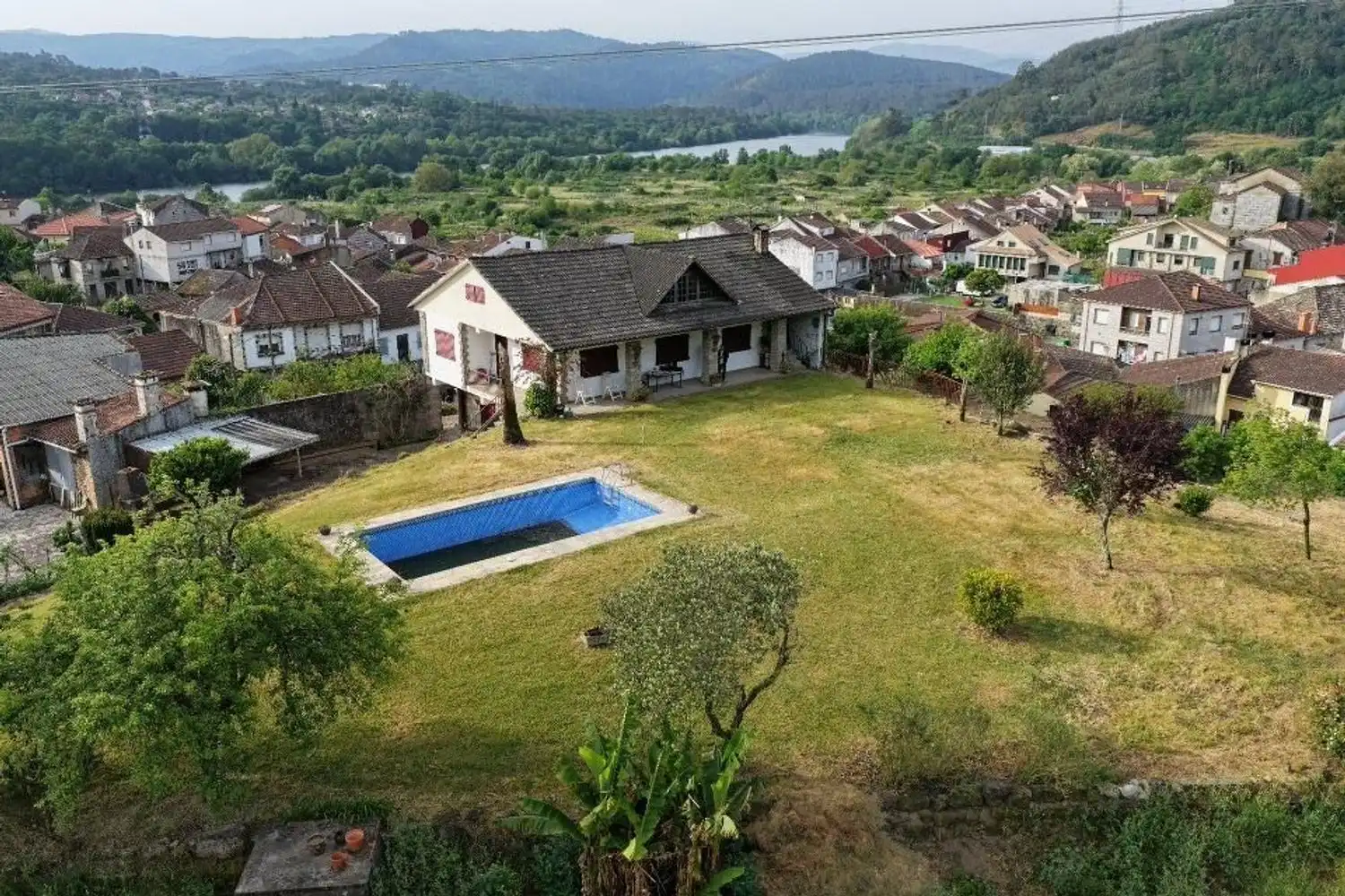 Land for sale in Ribadavia