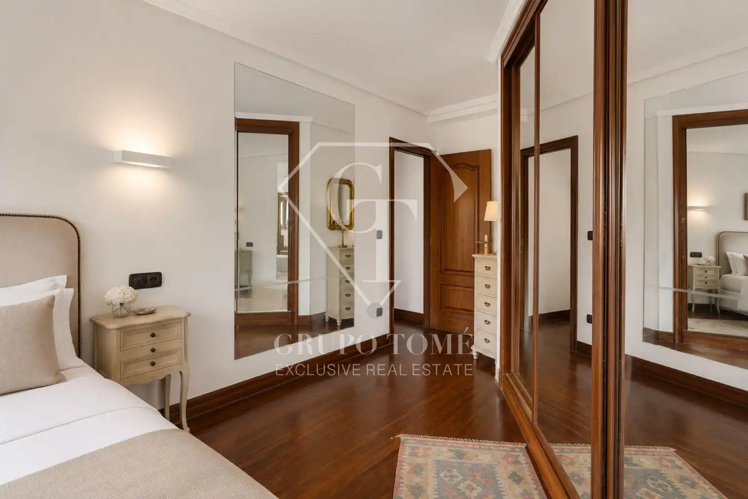 Habitación de Planta baja en venta en Donostia - San Sebastián  con Calefacción, Jardín privado y Terraza