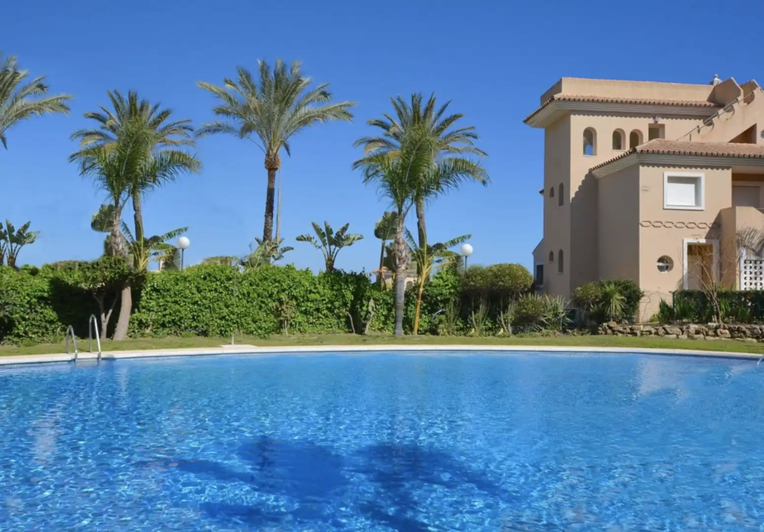 Casa a schiera con terrazza in vendita a La Duquesa, imagen 30