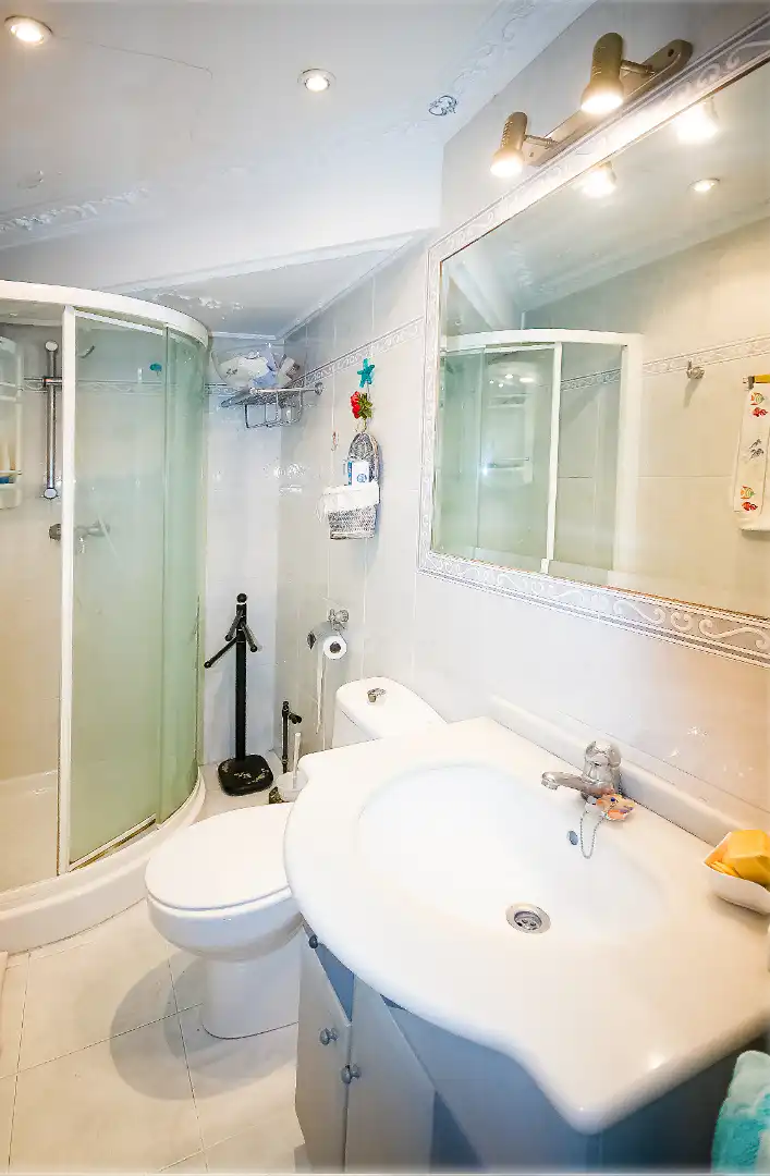 Baño de Piso en venta en Ibarra con Calefacción, Trastero y Amueblado