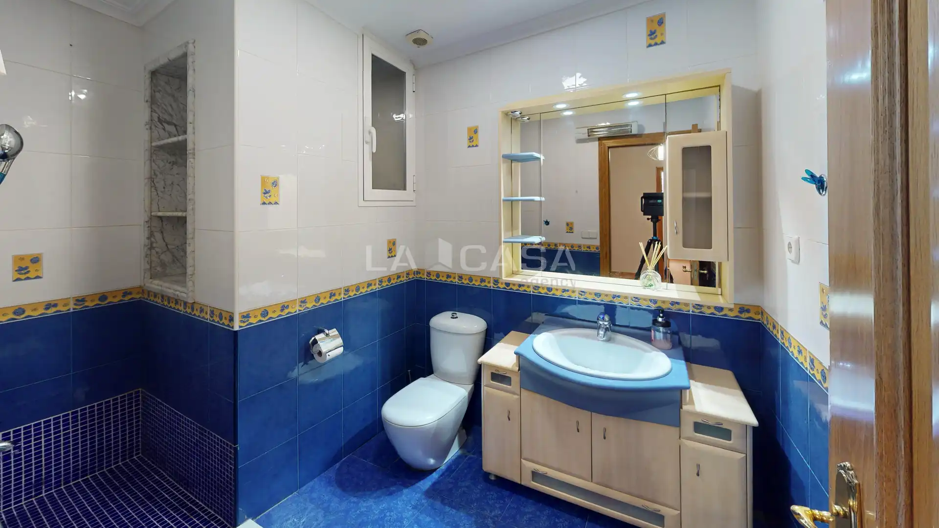 Baño de Piso en venta en Valencia con Terraza