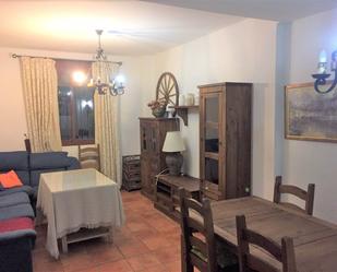 Dining room of Single-family semi-detached for sale in Villafranca de Córdoba  with Air Conditioner, Oven and Washing machine