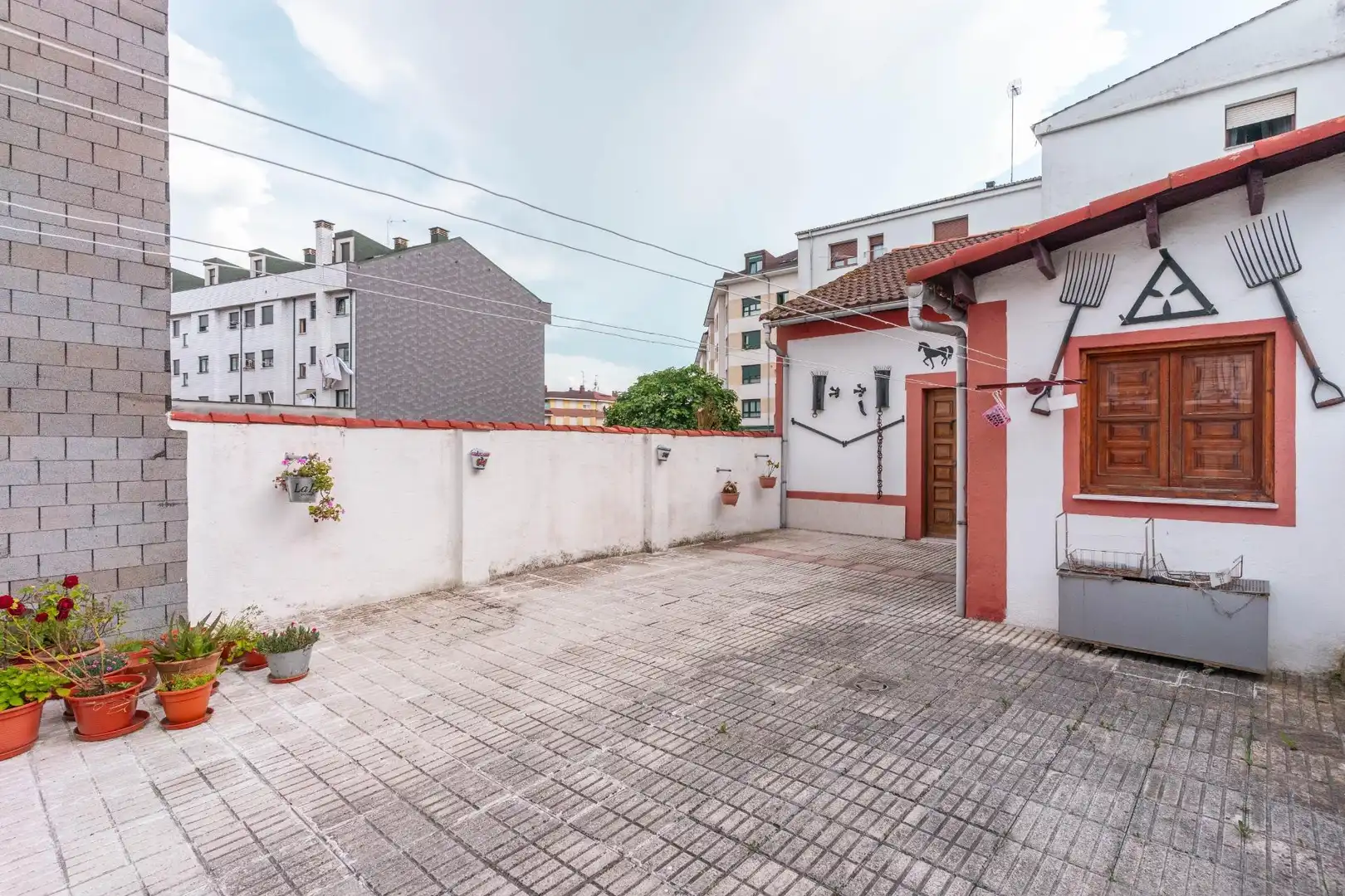 Vista exterior de Casa o chalet en venta en Llanera con Calefacción, Jardín privado y Terraza