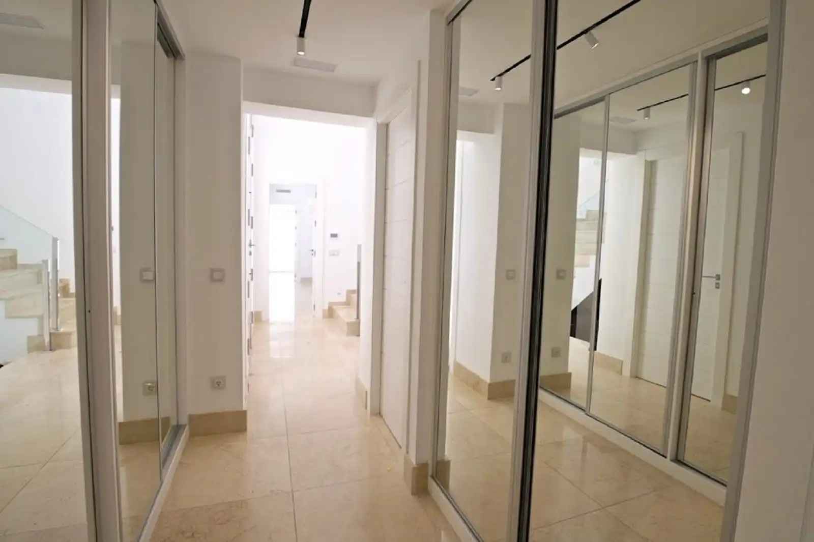 Houses for sale in Málaga  with Air Conditioner, Private garden and Terrace