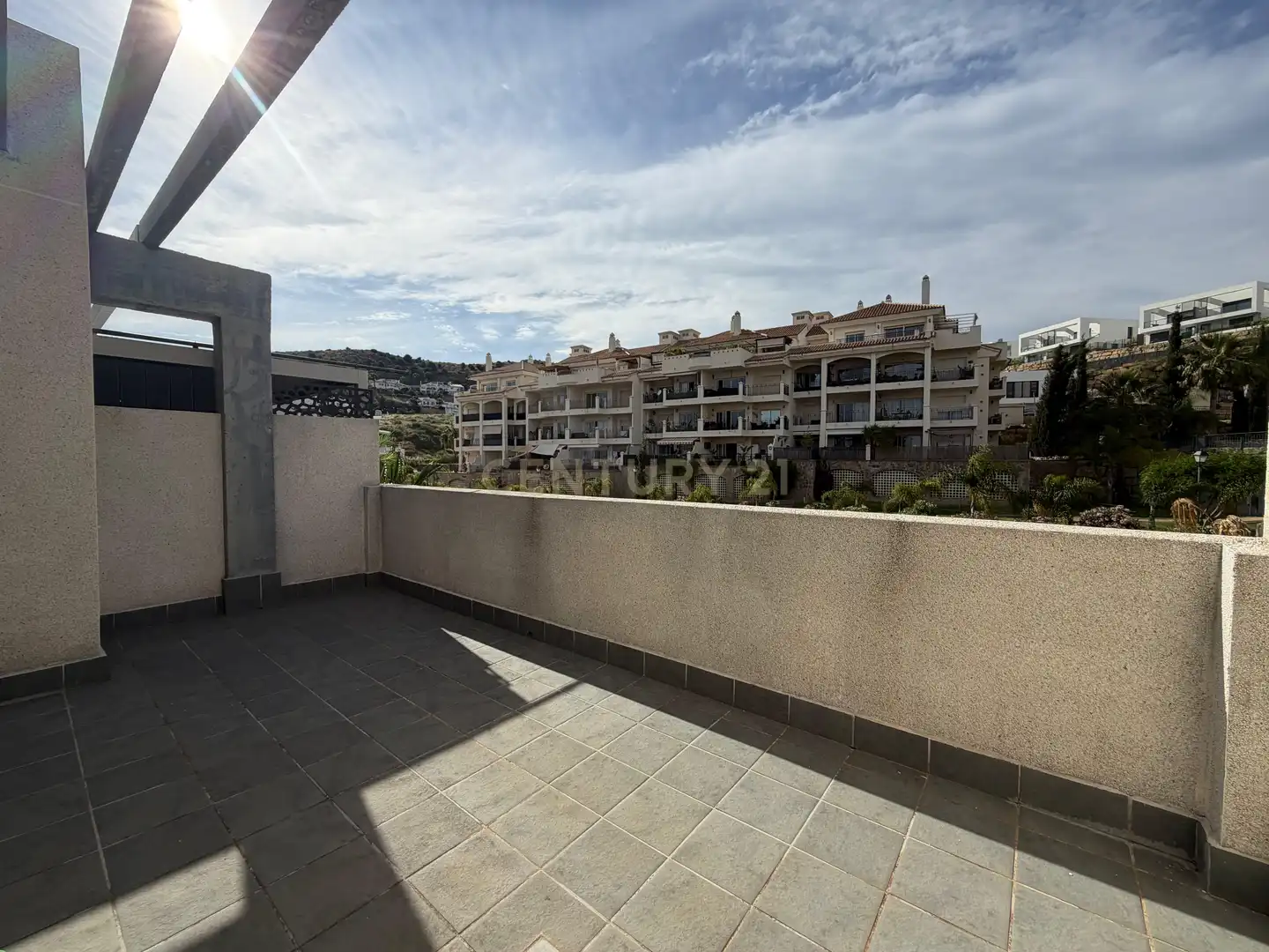 Terrassa de Apartament de lloguer en Mijas amb Aire condicionat, Jardí privat i Traster