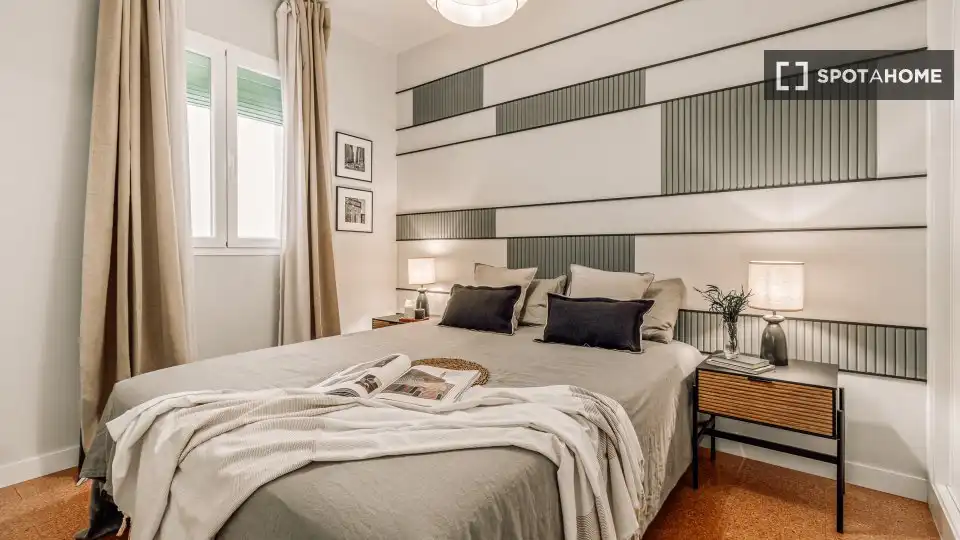 Bedroom of Apartments for share in Madrid  with Air Conditioner, Terrace and Furnished