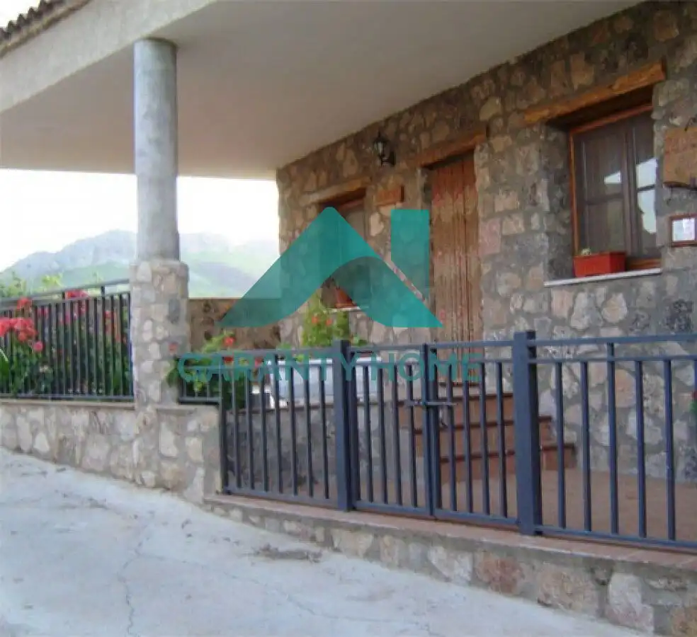 House with pool for sale in Valencia de Alcántara, imagen 19