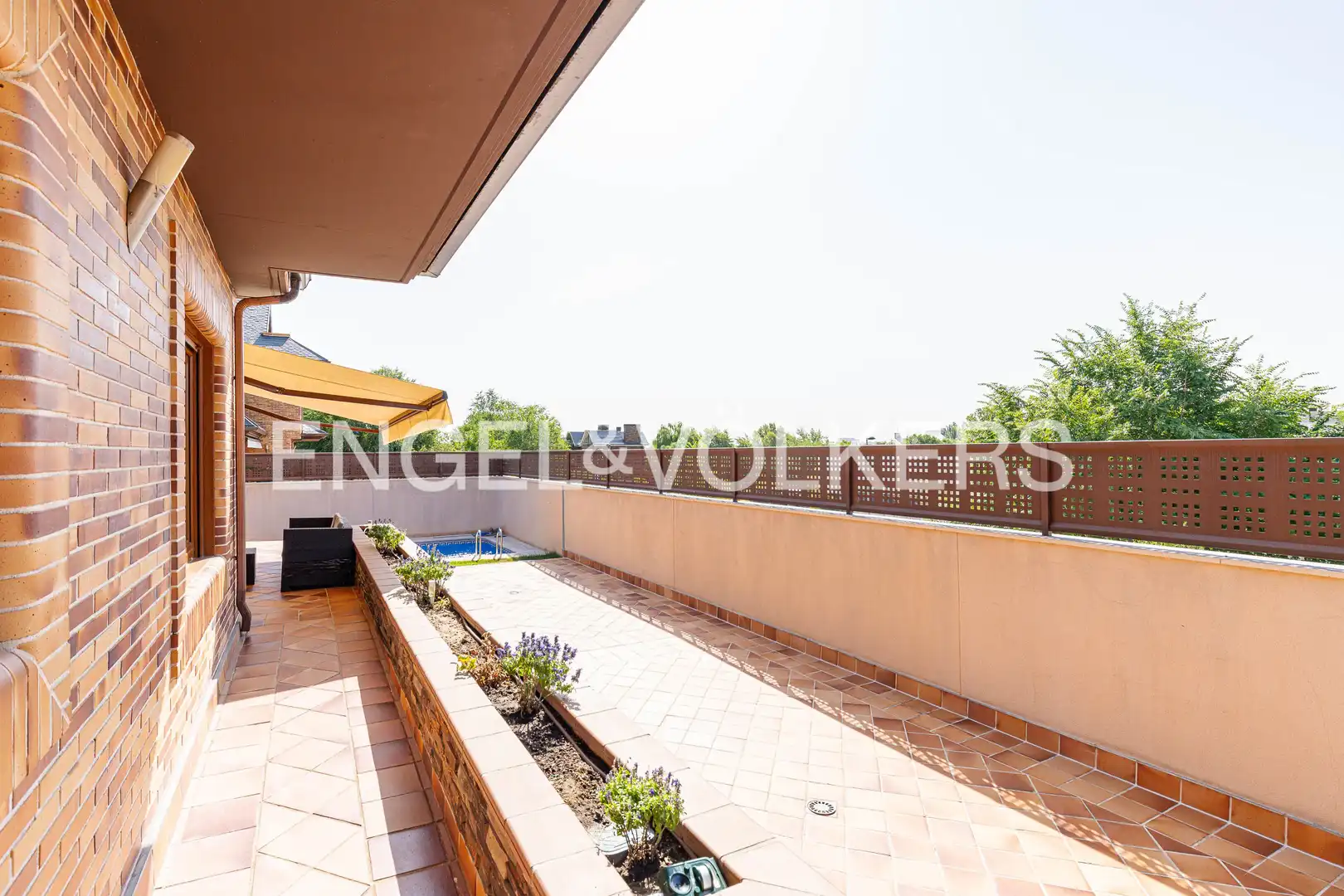 Terrassa de Casa o xalet de lloguer en Pozuelo de Alarcón amb Aire condicionat, Calefacció i Jardí privat