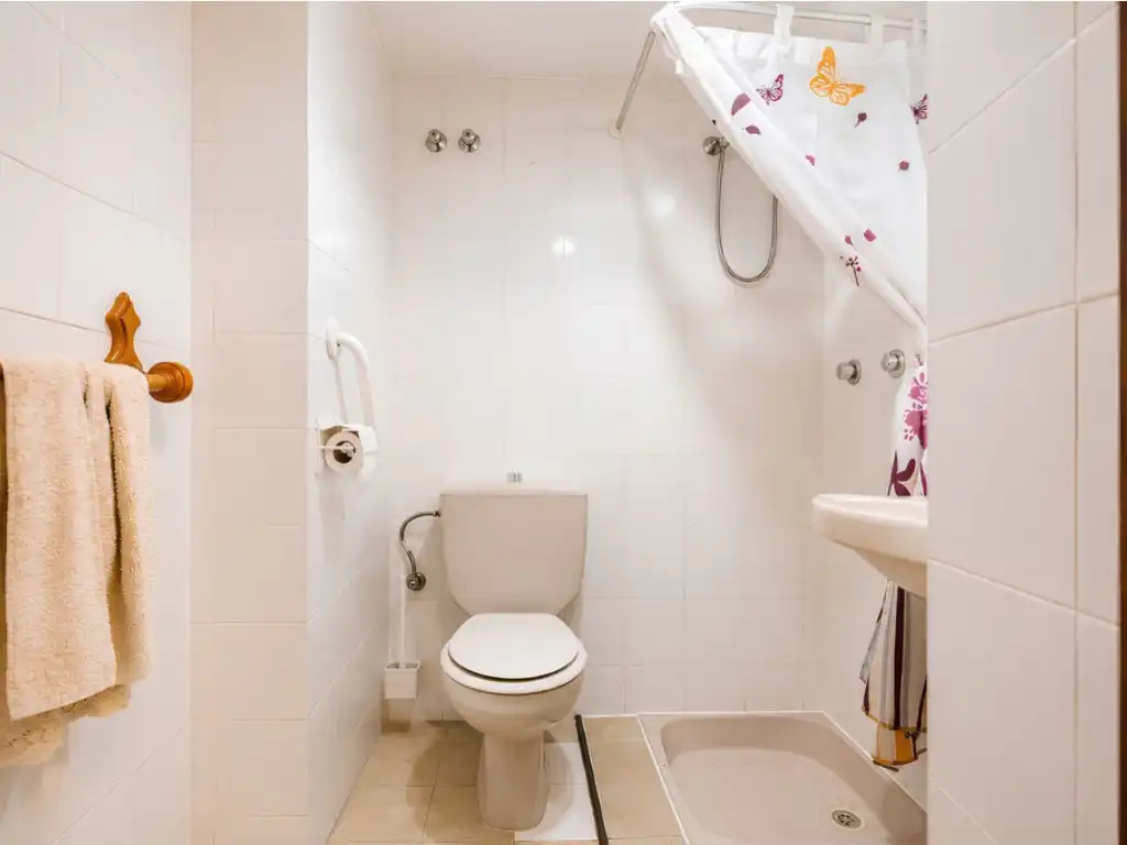 Baño de Piso en venta en Fuengirola con Aire acondicionado, Terraza y Amueblado
