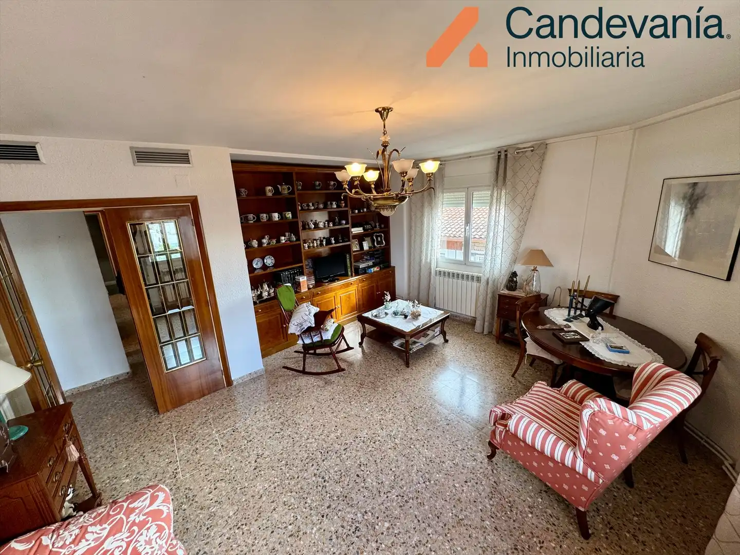Sala de estar de Piso en venta en San Mateo de Gállego con Aire acondicionado, Calefacción y Balcón