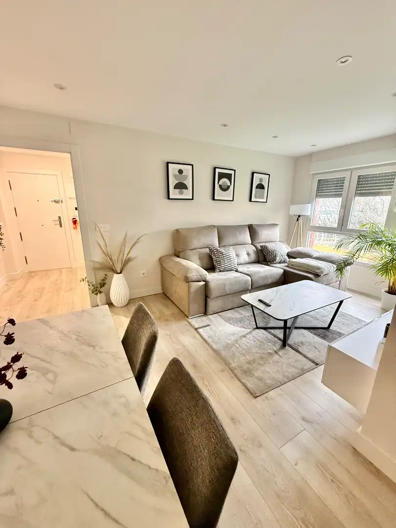Sala de estar de Piso en venta en Barakaldo  con Balcón