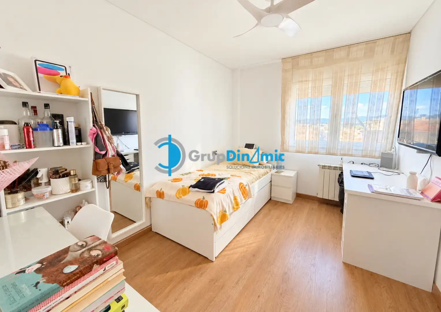 Bedroom of Duplexes for sale in Avinguda Catalunya