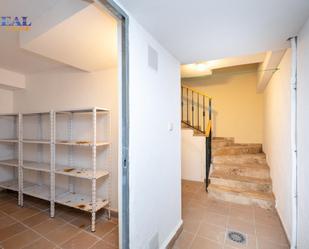 Box room for sale in  Granada Capital