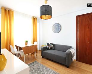 Living room of Apartment to share in  Madrid Capital  with Air Conditioner and Terrace